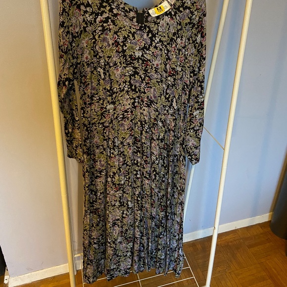 Vintage Long sleeve Dress - Picture 1 of 2
